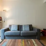 Stunning Studio - Bastille