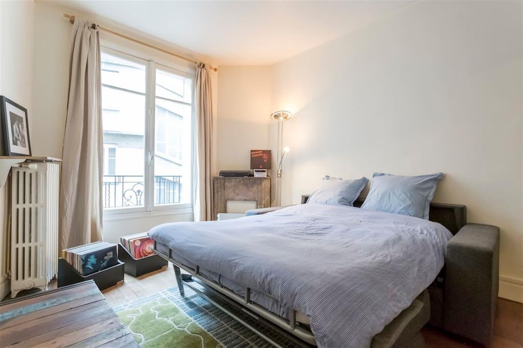 Stunning Studio - Bastille Apartment